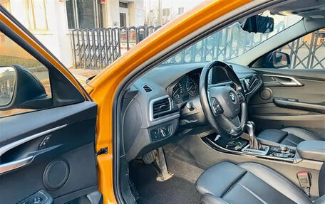 BMW 1 серия, 2017 год, 1 350 000 рублей, 9 фотография