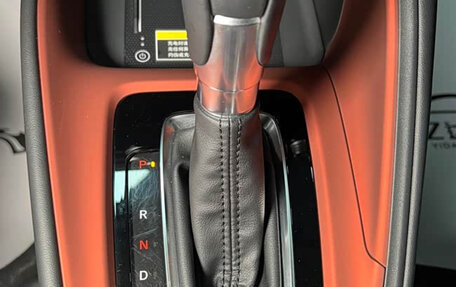 Honda Vezel, 2023 год, 1 755 000 рублей, 21 фотография