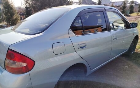 Toyota Prius IV XW50, 2000 год, 240 000 рублей, 4 фотография