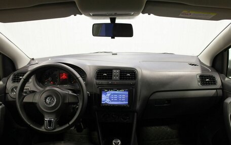 Volkswagen Polo VI (EU Market), 2011 год, 755 000 рублей, 20 фотография