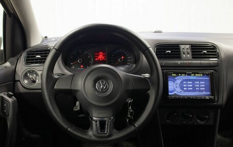 Volkswagen Polo VI (EU Market), 2011 год, 755 000 рублей, 21 фотография