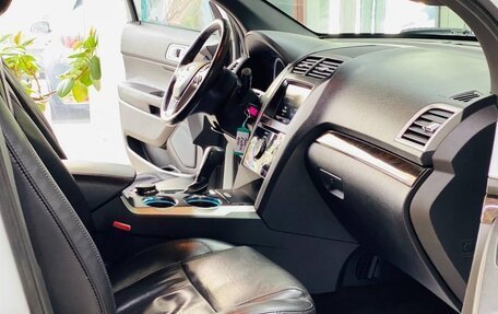 Ford Explorer VI, 2014 год, 1 390 000 рублей, 14 фотография