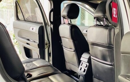 Ford Explorer VI, 2014 год, 1 390 000 рублей, 15 фотография