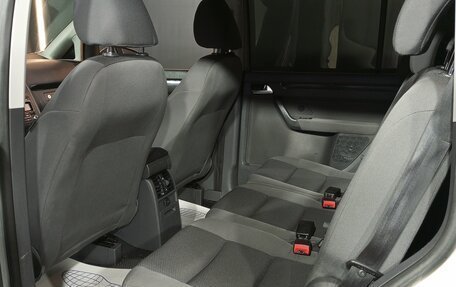 Volkswagen Touran III, 2011 год, 960 000 рублей, 8 фотография