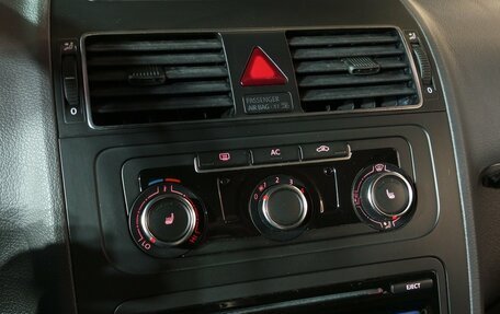 Volkswagen Touran III, 2011 год, 960 000 рублей, 12 фотография