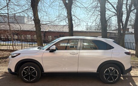 Honda Vezel, 2023 год, 3 000 000 рублей, 3 фотография