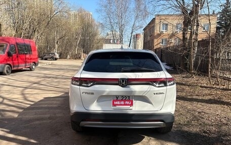 Honda Vezel, 2023 год, 3 000 000 рублей, 4 фотография