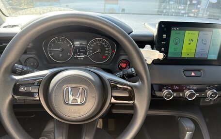 Honda Vezel, 2023 год, 3 000 000 рублей, 8 фотография