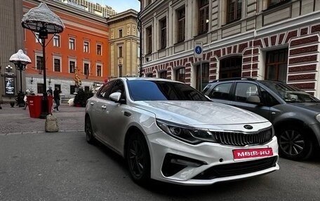 KIA Optima IV, 2018 год, 1 050 000 рублей, 4 фотография