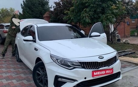 KIA Optima IV, 2018 год, 1 050 000 рублей, 3 фотография