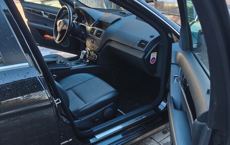 Mercedes-Benz C-Класс, 2010 год, 990 000 рублей, 9 фотография