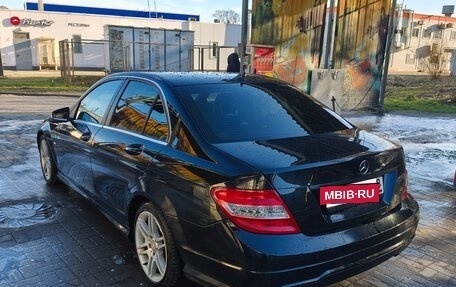 Mercedes-Benz C-Класс, 2010 год, 990 000 рублей, 11 фотография