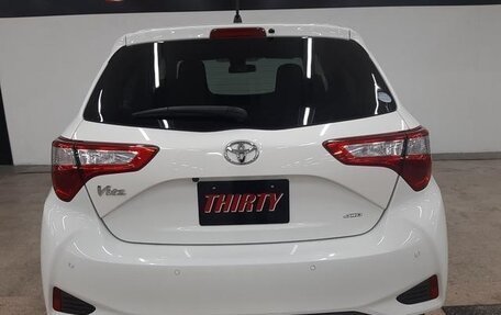 Toyota Vitz, 2019 год, 860 000 рублей, 5 фотография