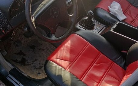 Mercedes-Benz C-Класс, 1996 год, 227 000 рублей, 5 фотография