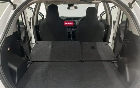 Toyota Vitz, 2019 год, 860 000 рублей, 18 фотография