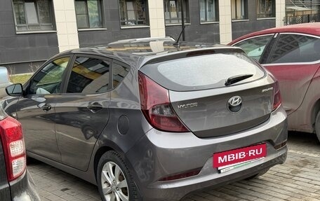 Hyundai Solaris II рестайлинг, 2014 год, 850 000 рублей, 5 фотография