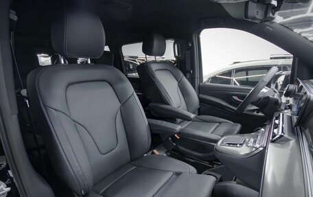 Mercedes-Benz V-Класс, 2026 год, 14 300 000 рублей, 30 фотография