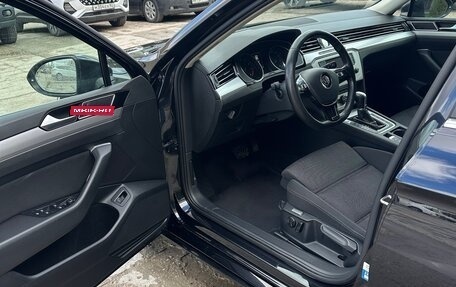 Volkswagen Passat B8 рестайлинг, 2016 год, 1 800 000 рублей, 11 фотография