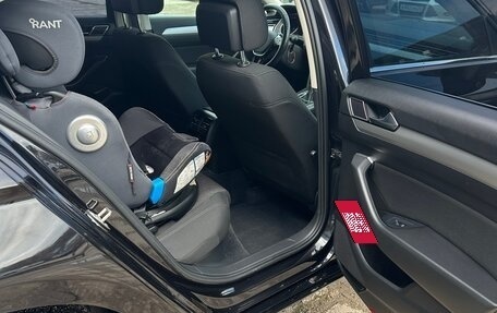 Volkswagen Passat B8 рестайлинг, 2016 год, 1 800 000 рублей, 13 фотография