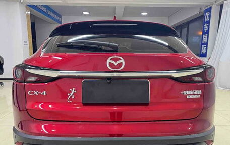 Mazda CX-4, 2023 год, 1 990 000 рублей, 5 фотография