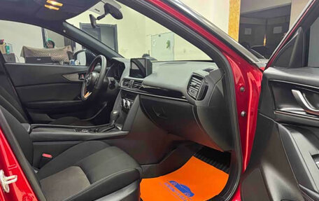 Mazda CX-4, 2023 год, 1 990 000 рублей, 10 фотография