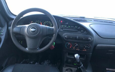 Chevrolet Niva I рестайлинг, 2011 год, 400 000 рублей, 6 фотография