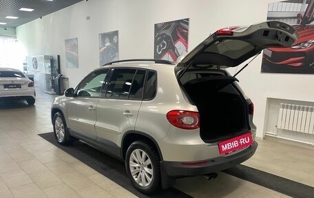 Volkswagen Tiguan I, 2010 год, 946 000 рублей, 8 фотография