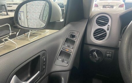 Volkswagen Tiguan I, 2010 год, 946 000 рублей, 19 фотография