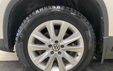 Volkswagen Tiguan I, 2010 год, 946 000 рублей, 29 фотография