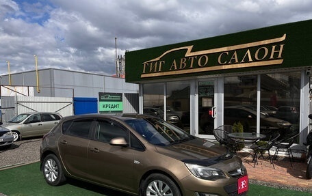 Opel Astra J, 2012 год, 850 000 рублей, 1 фотография