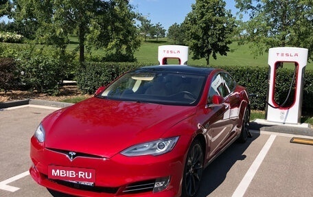 Tesla Model S I, 2014 год, 3 000 000 рублей, 1 фотография