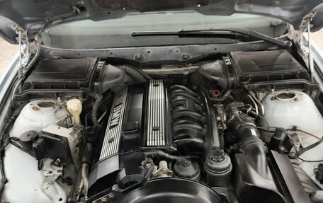 BMW 5 серия, 1998 год, 500 000 рублей, 9 фотография