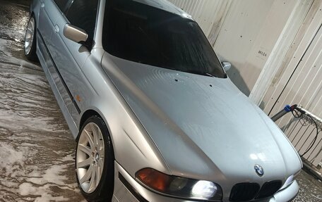 BMW 5 серия, 1998 год, 500 000 рублей, 2 фотография