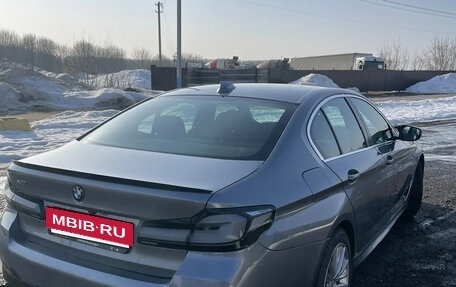 BMW 5 серия, 2018 год, 2 400 000 рублей, 6 фотография