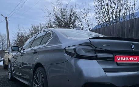 BMW 5 серия, 2018 год, 2 400 000 рублей, 9 фотография