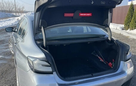 BMW 5 серия, 2018 год, 2 400 000 рублей, 4 фотография