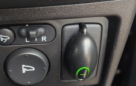 Honda Freed I, 2011 год, 998 000 рублей, 11 фотография