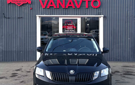 Skoda Octavia, 2018 год, 1 950 000 рублей, 2 фотография