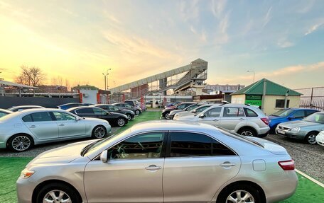 Toyota Camry, 2010 год, 1 100 000 рублей, 4 фотография