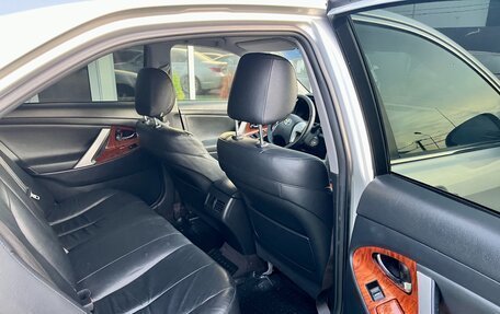 Toyota Camry, 2010 год, 1 100 000 рублей, 11 фотография