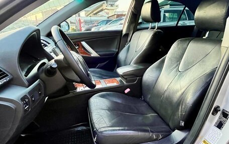 Toyota Camry, 2010 год, 1 100 000 рублей, 17 фотография