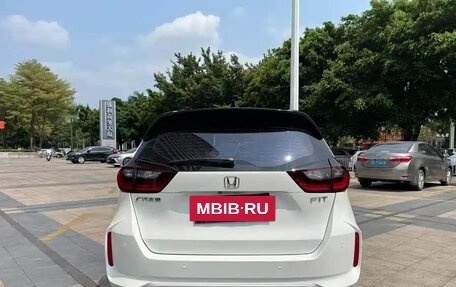 Honda Fit, 2022 год, 951 000 рублей, 6 фотография