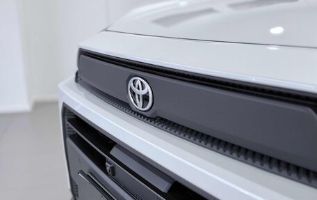 Toyota RAV4, 2026 год, 5 000 000 рублей, 4 фотография