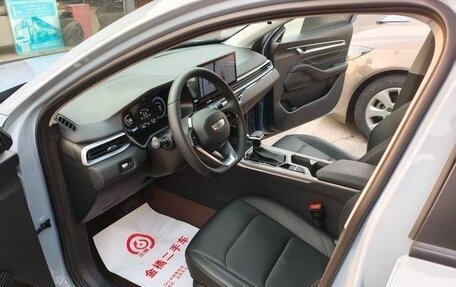 Geely Emgrand, 2025 год, 1 340 000 рублей, 9 фотография