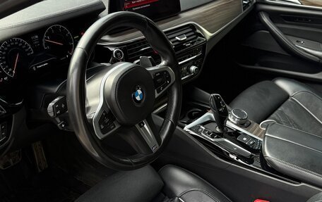 BMW 5 серия, 2018 год, 4 400 000 рублей, 11 фотография