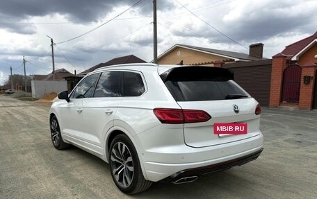 Volkswagen Touareg III, 2019 год, 5 730 000 рублей, 5 фотография