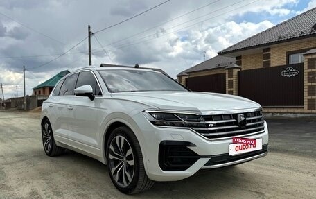 Volkswagen Touareg III, 2019 год, 5 730 000 рублей, 4 фотография