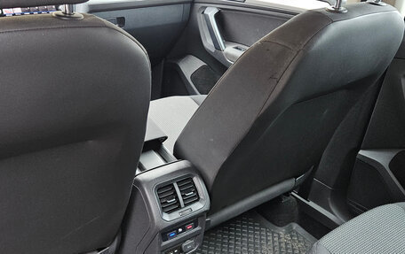 Volkswagen Tiguan II, 2019 год, 2 350 000 рублей, 10 фотография