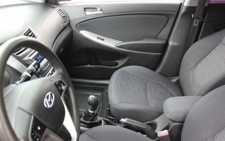 Hyundai Solaris II рестайлинг, 2015 год, 667 000 рублей, 10 фотография