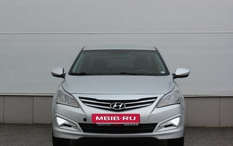 Hyundai Solaris II рестайлинг, 2015 год, 667 000 рублей, 3 фотография